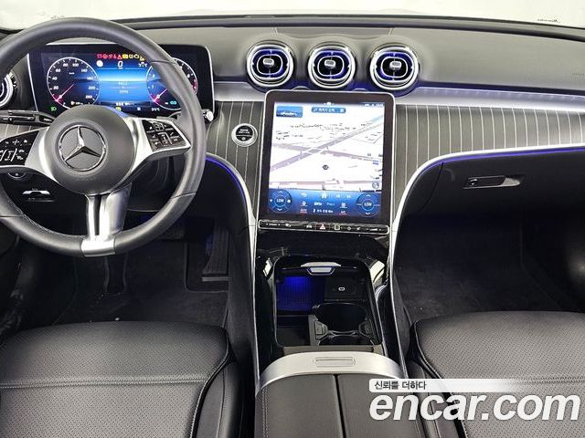 Mercedes-Benz C-Class 2022 — фото 7