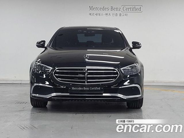 Mercedes-Benz E-Class 2023 — фото 3