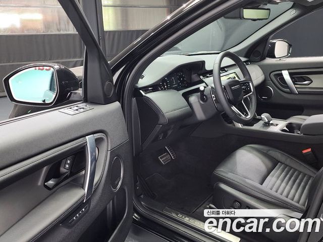 Land Rover Discovery Sport 2025 — фото 10
