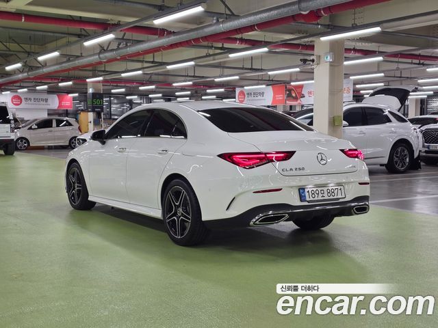 Mercedes-Benz CLA 2023 — фото 6