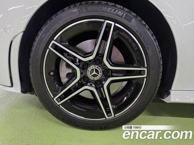 Mercedes-Benz CLA 2023 — фото 8