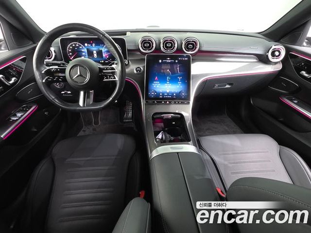 Mercedes-Benz C-Class 2023 — фото 7