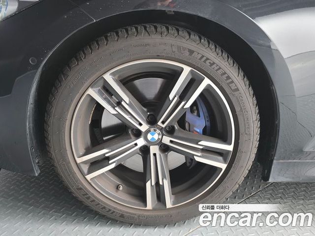 BMW 3 Series 2024 — фото 5