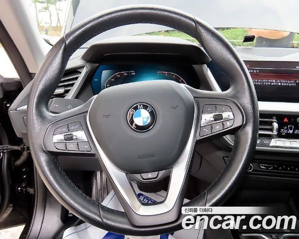 BMW 2 Series 2023 — фото 10