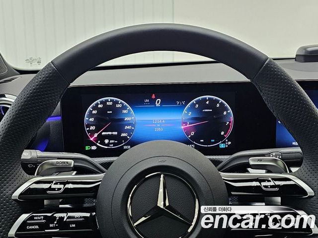 Mercedes-Benz A-Class 2025 — фото 8