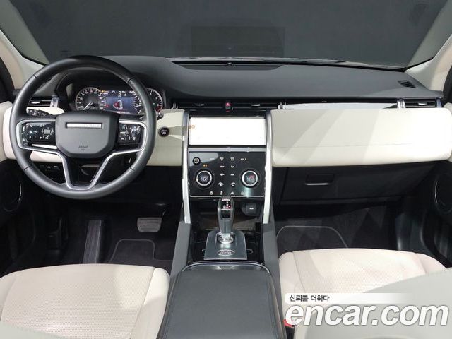 Land Rover Discovery Sport 2023 — фото 10