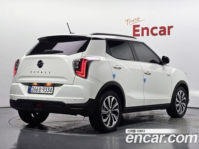 SsangYong Tivoli 2022 — фото 2