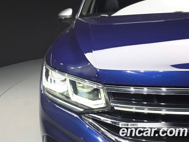 Volkswagen Tiguan 2023 — фото 8