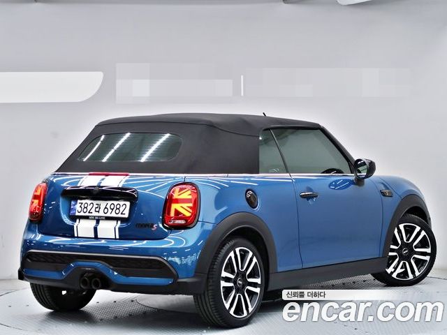 MINI Cooper Convertible 2024 — фото 2