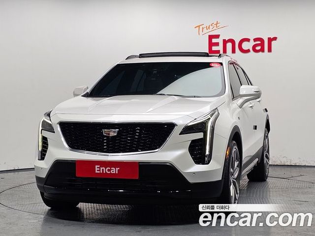 Cadillac XT4 2023 — фото 3
