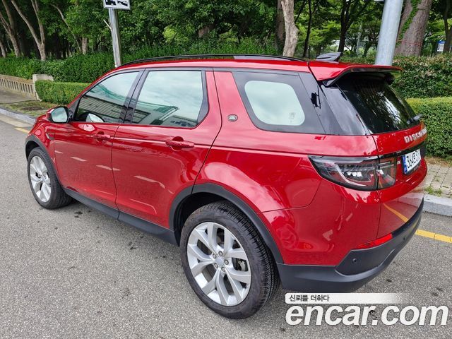 Land Rover Discovery Sport 2022 — фото 2
