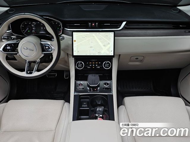 Jaguar F-Pace 2022 — фото 10