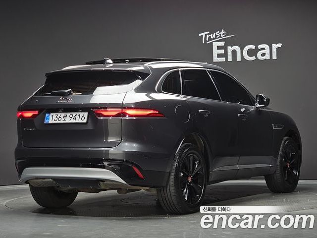 Jaguar F-Pace 2022 — фото 2