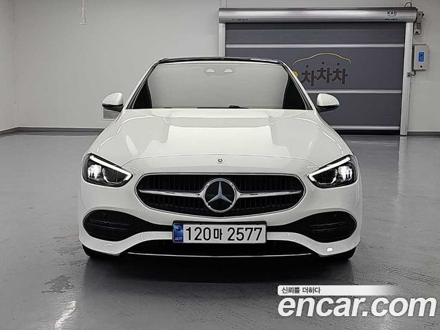 Mercedes-Benz C-Class 2025 — фото 2