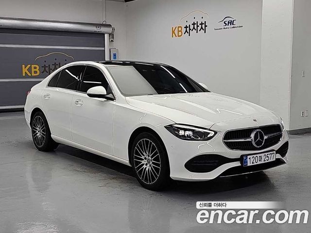 Mercedes-Benz C-Class 2025 — фото 4
