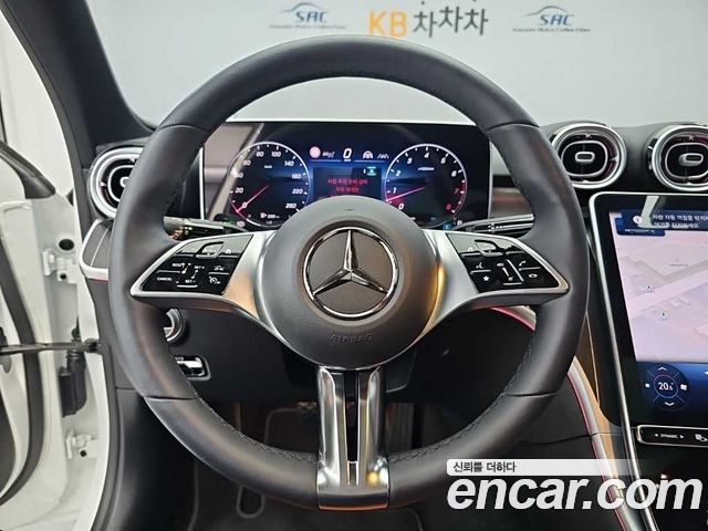 Mercedes-Benz C-Class 2025 — фото 9