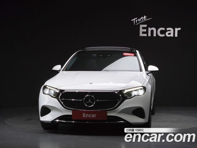 Mercedes-Benz E-Class 2025 — фото 3