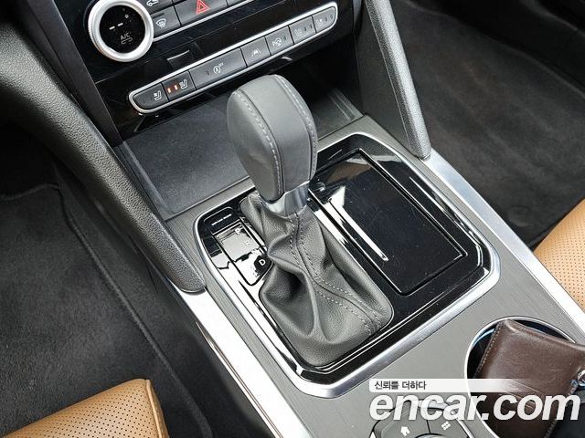 Renault Samsung SM6 2023 — фото 9