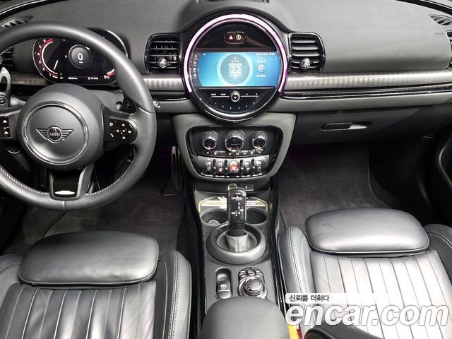 MINI Clubman 2023 — фото 10