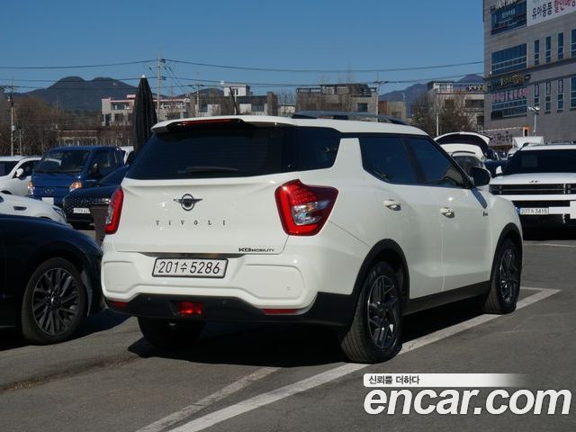 SsangYong Tivoli 2024 — фото 4