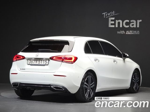 Mercedes-Benz A-Class 2022 — фото 2