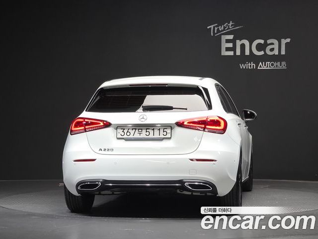 Mercedes-Benz A-Class 2022 — фото 4