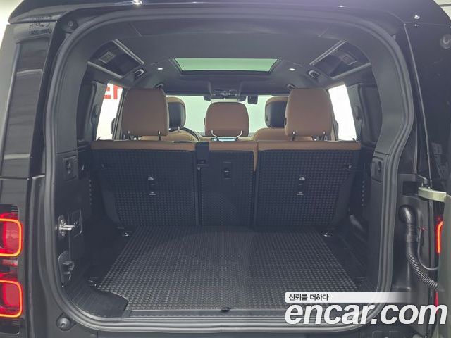 Land Rover Defender 2025 — фото 10