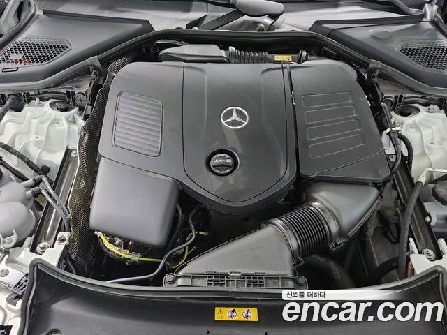 Mercedes-Benz E-Class 2025 — фото 6