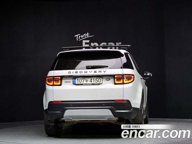 Land Rover Discovery Sport 2022 — фото 4