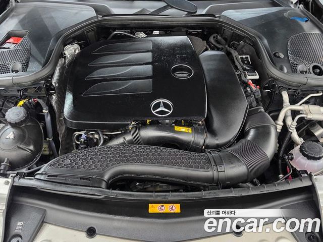 Mercedes-Benz E-Class 2022 — фото 6