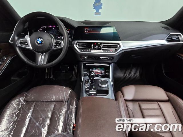 BMW 3 Series 2022 — фото 10