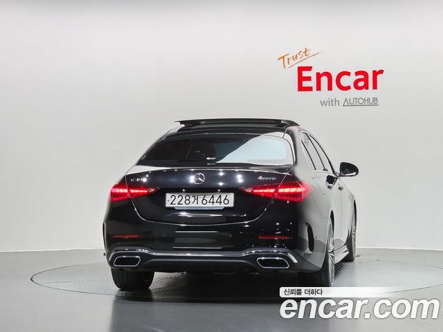 Mercedes-Benz C-Class 2023 — фото 4