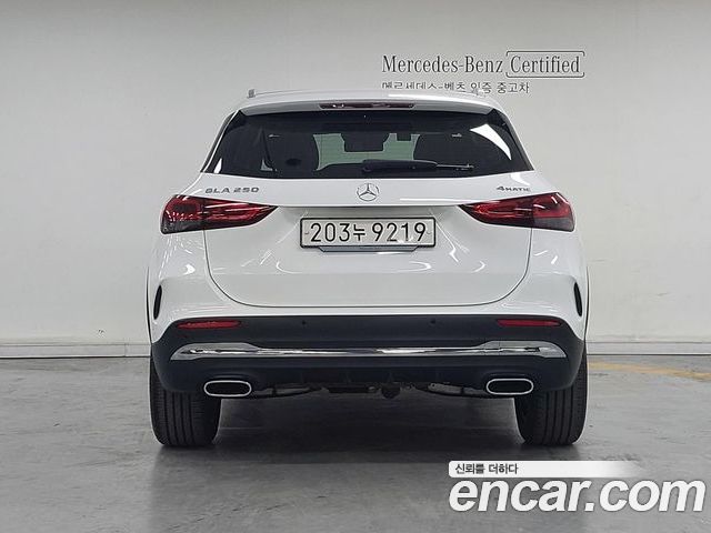 Mercedes-Benz GLA 2023 — фото 4