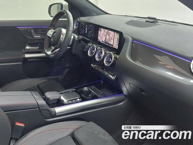 Mercedes-Benz GLA 2023 — фото 9