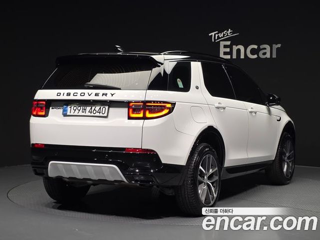 Land Rover Discovery Sport 2025 — фото 2