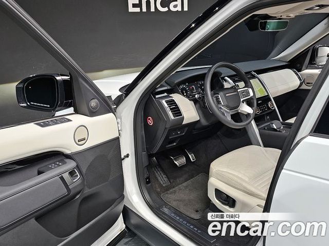 Land Rover Discovery 2025 — фото 10