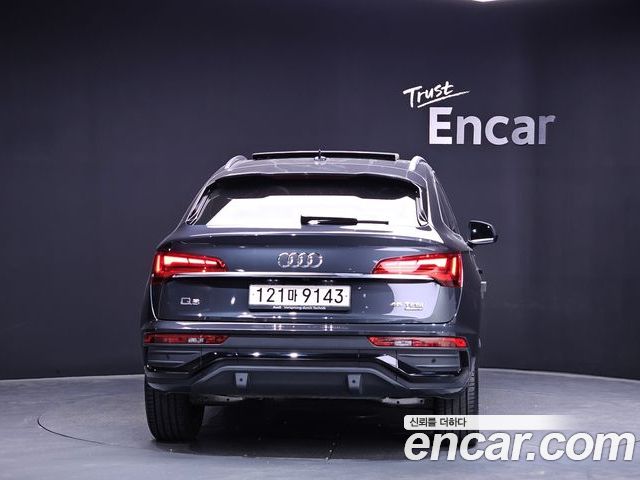 Audi Q5 2023 — фото 4