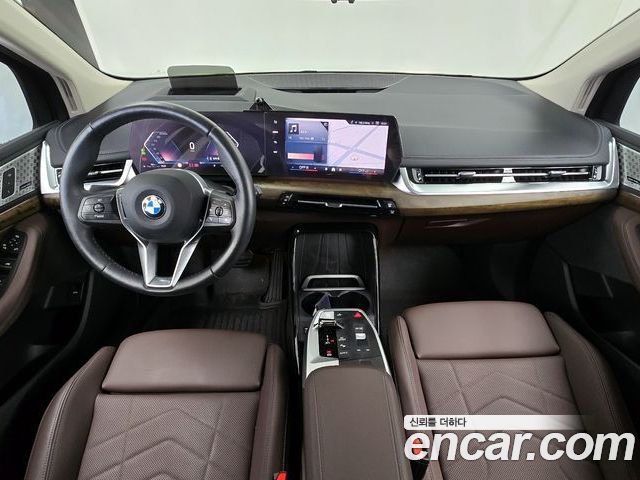 BMW 2 Series 2024 — фото 10