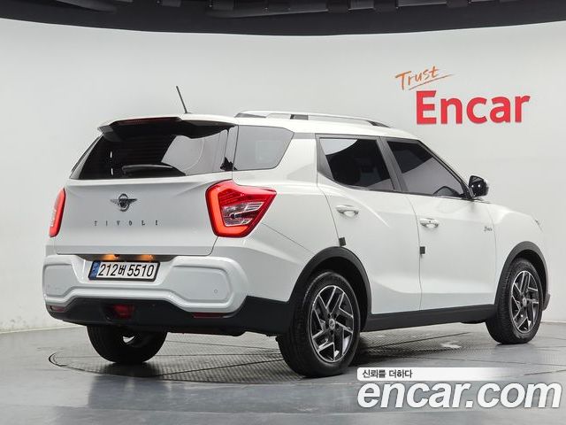 SsangYong Tivoli 2022 — фото 2