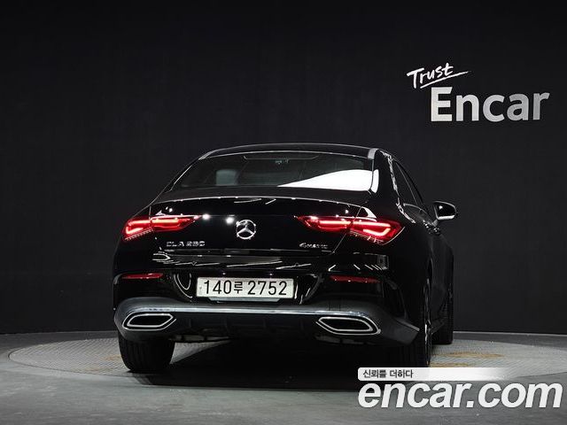 Mercedes-Benz CLA 2023 — фото 4