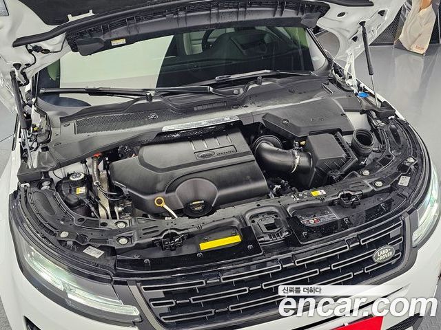 Land Rover Range Rover Evoque 2025 — фото 6