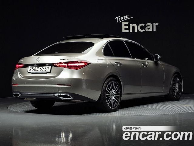 Mercedes-Benz C-Class 2022 — фото 2