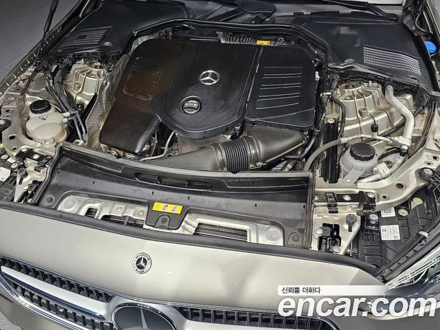 Mercedes-Benz C-Class 2022 — фото 6