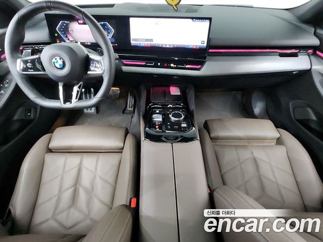 BMW 5 Series 2024 — фото 10