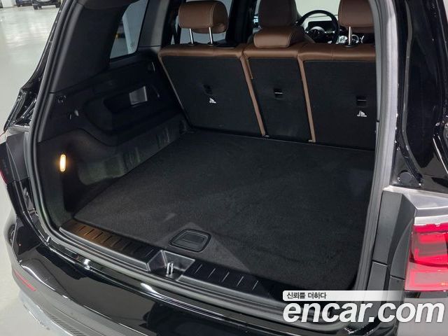 Mercedes-Benz GLB 2025 — фото 10
