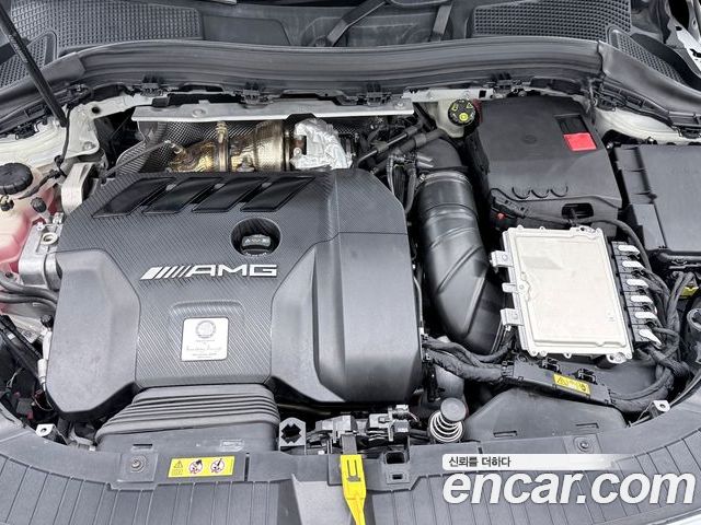 Mercedes-Benz GLA 2023 — фото 6