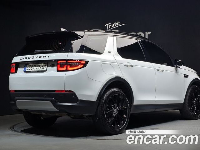 Land Rover Discovery Sport 2023 — фото 2