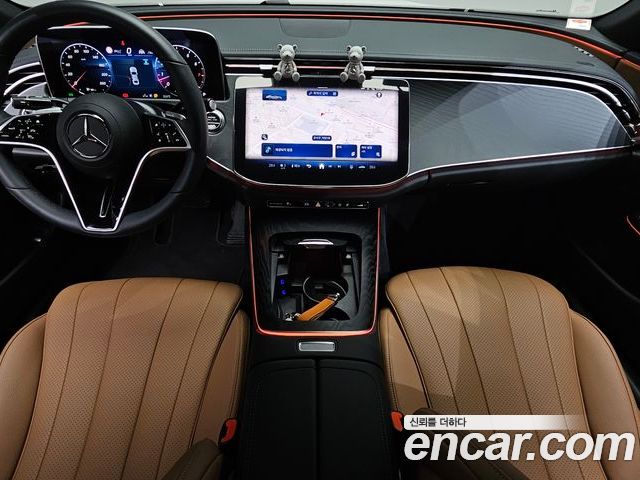 Mercedes-Benz E-Class 2025 — фото 10