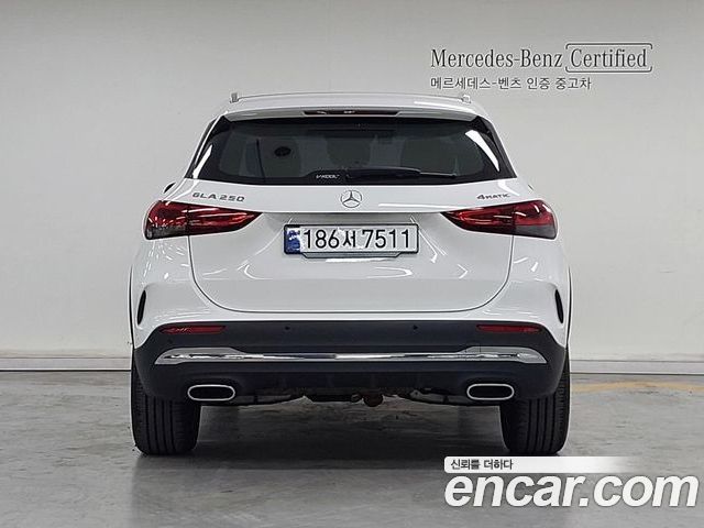 Mercedes-Benz GLA 2023 — фото 4