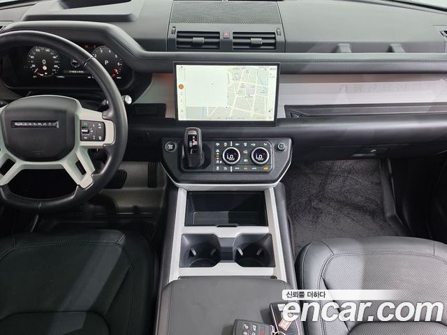 Land Rover Defender 2025 — фото 10